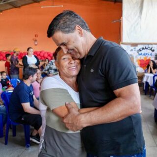 Neste domingo, levamos a *Carreta da Saúde* 🩺 para o distrito de Domiciano Ribeiro, em Ipameri📍

A ação foi um pedido que atendemos da amiga e vereadora Neiliane @vereadoraneiliane e do líder comunitário Ricardo @ricardodomiciano.go.

Levando saúde e qualidade de vida para a região, a carreta disponibilizou à comunidade do distrito atendimento médico com clínico geral, oftalmologista e ortopedista, além de atendimento odontológico e exames de ultrassom. 

Agradeço à vereadora pela parceria na organização e o carinho de todos os moradores. 

Seguimos juntos! 👍🏽
.
.
#WildeCambão #DeputadoEstadual #CarretadaSaúde #Ipameri