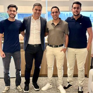 Reunião produtiva, nesta tarde, com os empresários do setor de eventos: Talles Dos Santos Aragão @talles.aragao, Elias de Sá @eliasdesa_ e Thierry Ferreira @thierryfferreira_. Alinhamos, na oportunidade, a possibilidade de apoio a novos projetos e eventos culturais no município se Goianésia. Obrigado pela visita! 👍🏽
.
.
#WildeCambão #DeputadoEstadual #Alego #Goianésia