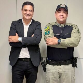 Recebi a grata visita de cortesia do Tenente-coronel Rodrigo Pighini @rodrigopighini, do município de Aparecida de Goiânia. Um diálogo produtivo sobre segurança e cooperação. Obrigado pela visita, meu amigo! 👍🏽
.
.
#WildeCambão #DeputadoEstadual #Alego #Visita #PMGO