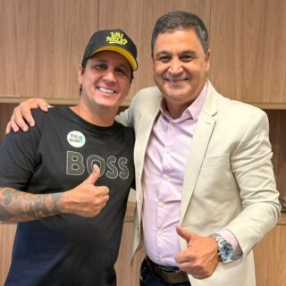 Nesta quarta-feira, na Alego, tive o prazer de receber a visita de cortesia do amigo e empresário Paulo Renato @paulinvainele. Conversamos sobre projetos sociais e parcerias para 2026. Obrigado pela presença, Paulinho! 
.
.
#WildeCambão #DeputadoEstadual #Alego #Visita