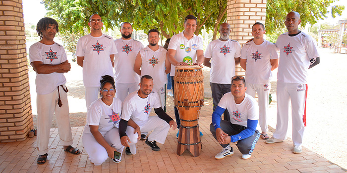Roda de capoeirada Associação Cultural Gingado Capoeira, em Cidade Ocidental