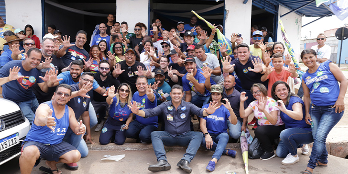 Caminhada no bairro Lago Azul, em Novo Gama